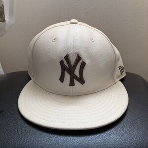 New Era NY Yankees Cream Baseball Cap with Brown Logo